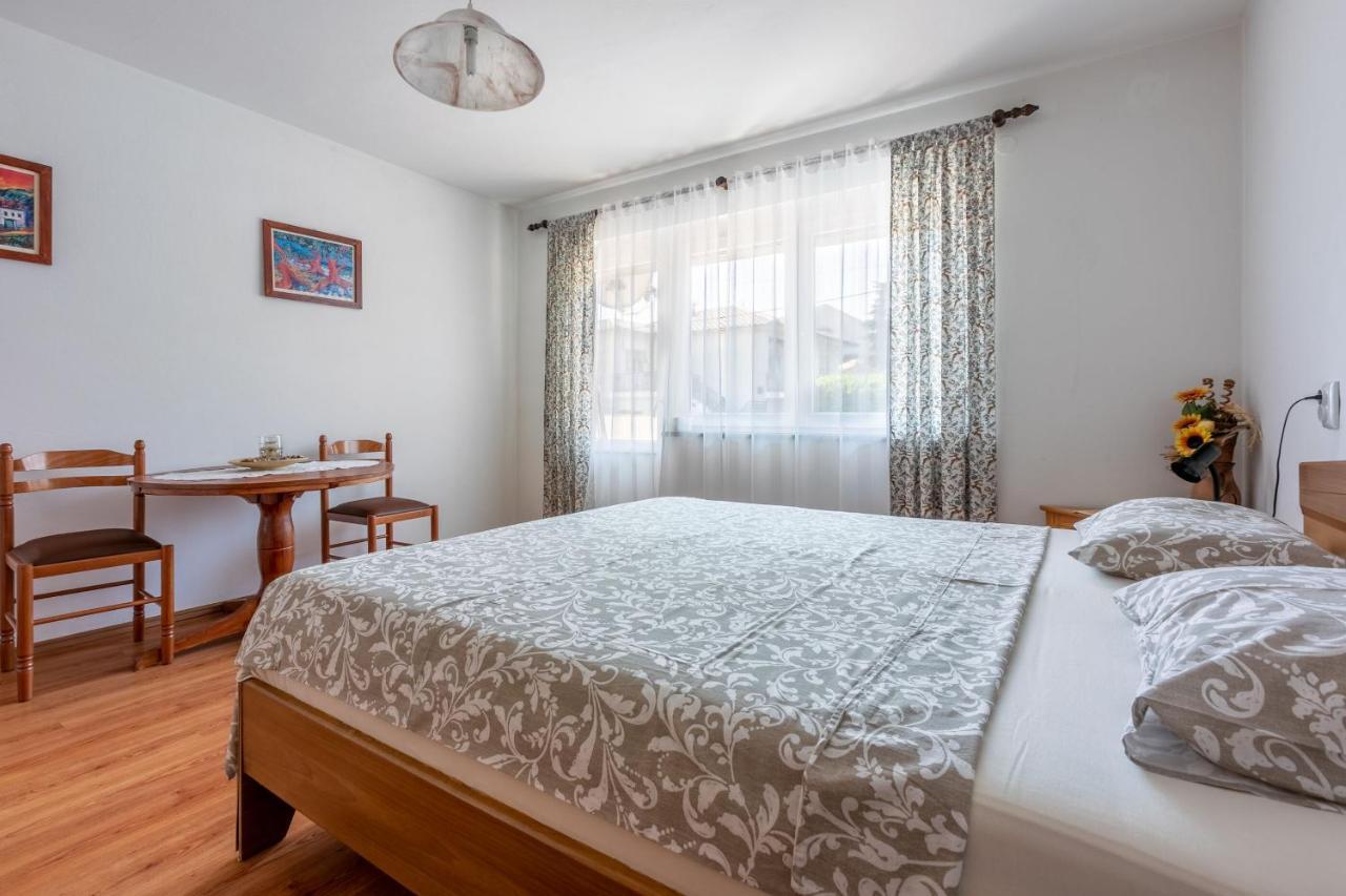 יאדראנובו Apartments Ratko מראה חיצוני תמונה